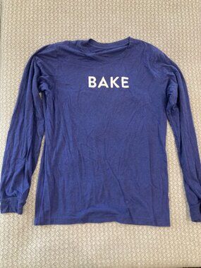 King Arthur Baking Company Men's Blue Long Sleeve Shirt Size Medium.
